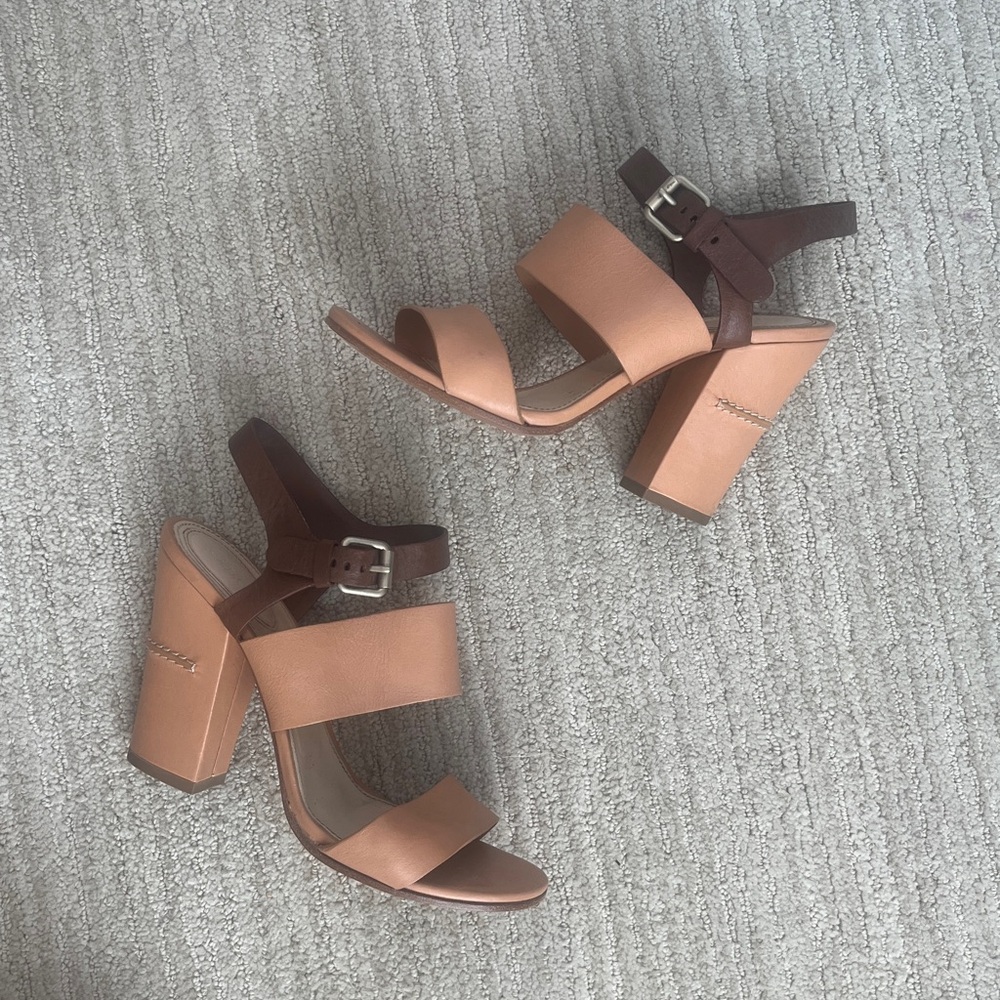 LAST CALL 🏷️: Chloe Brown and Tan Women's Sandals, 37
